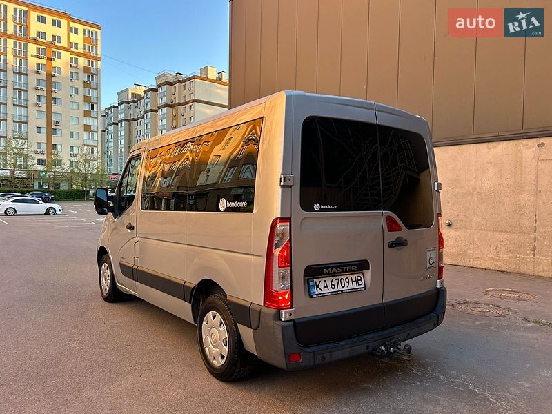 Минивэн Renault Master 2013 в Киеве