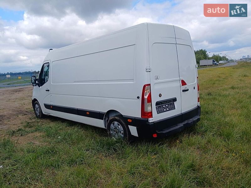 Вантажний фургон Renault Master 2016 в Ковелі