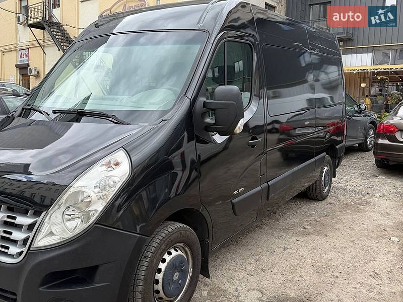 Грузовой фургон Renault Master 2010 в Львове