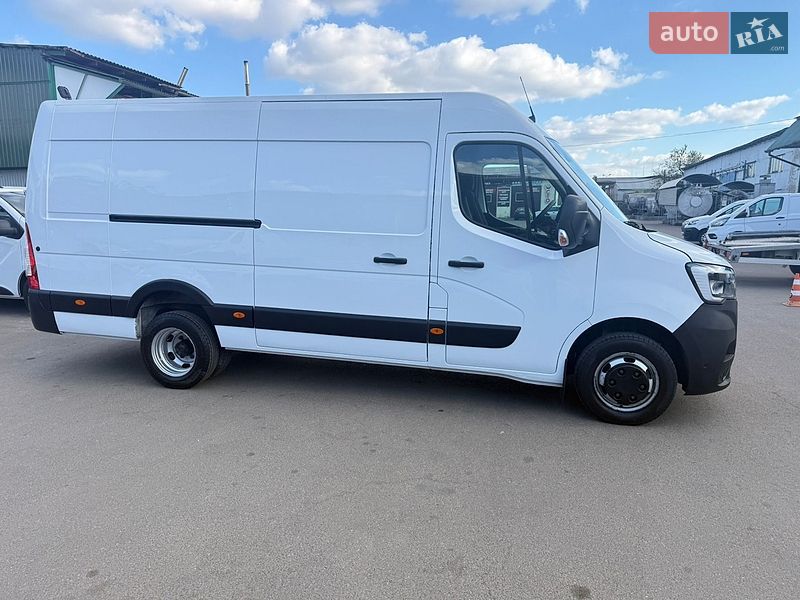 Грузовой фургон Renault Master 2021 в Луцке