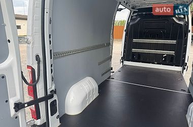 Грузовой фургон Renault Master 2021 в Житомире