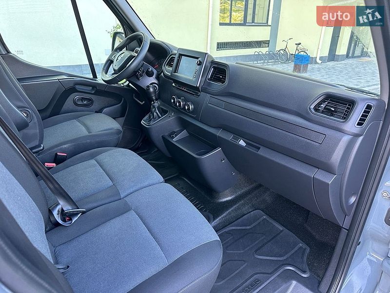 Вантажний фургон Renault Master 2022 в Києві