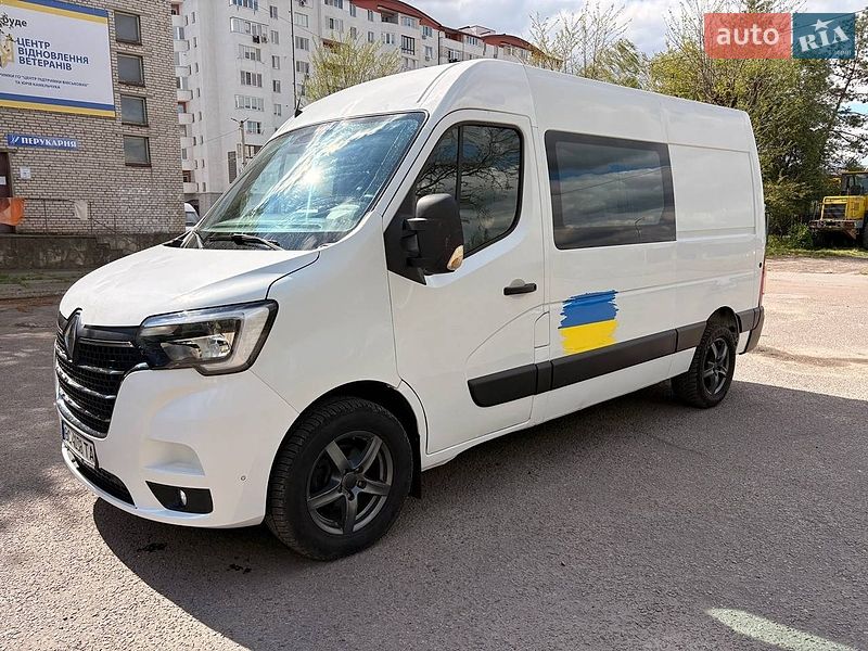 Вантажопасажирський фургон Renault Master 2019 в Шептицькому