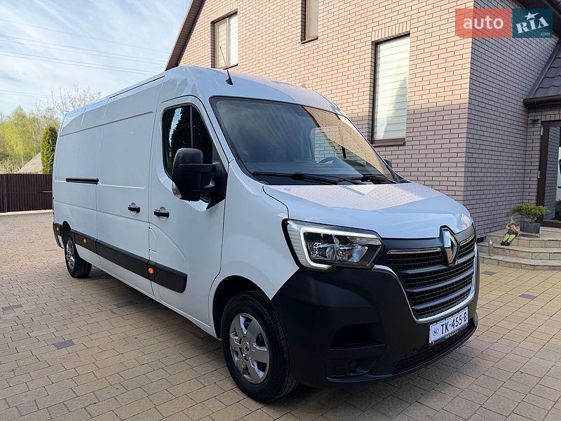 Вантажний фургон Renault Master 2022 в Радивиліві