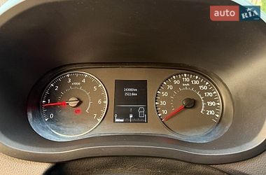 Вантажний фургон Renault Master 2022 в Радивиліві