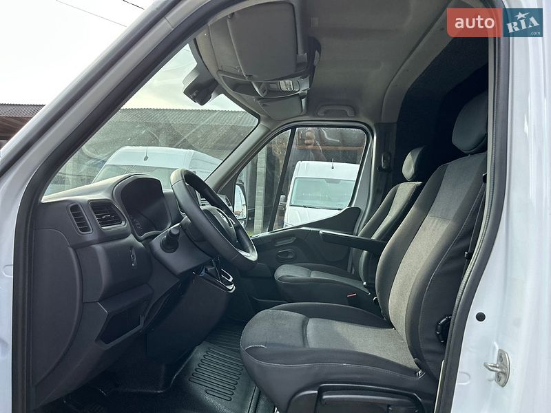 Тентованый Renault Master 2021 в Хусте