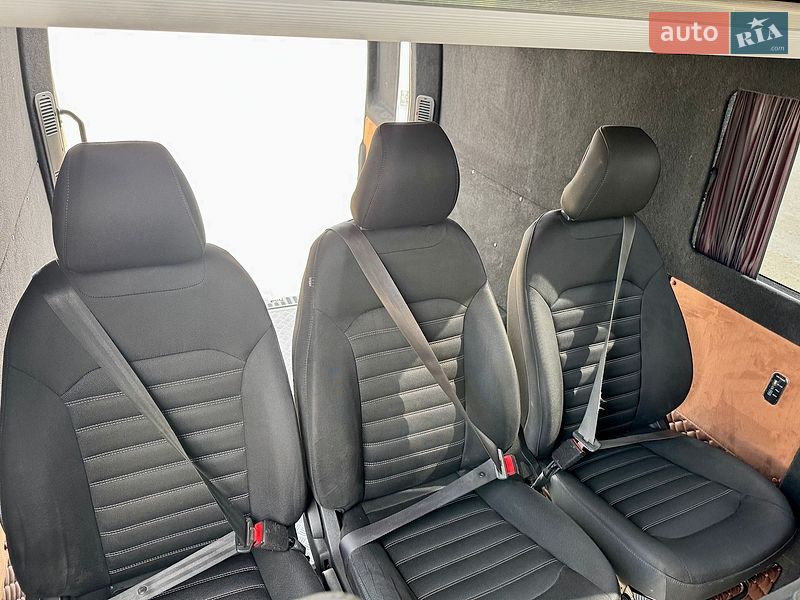 Грузопассажирский фургон Renault Master 2019 в Калуше