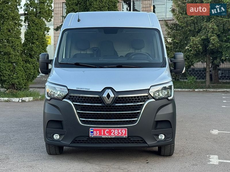 Вантажний фургон Renault Master 2021 в Дубні