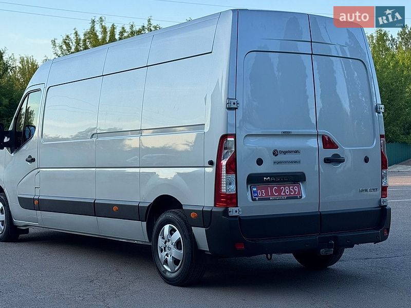 Вантажний фургон Renault Master 2021 в Дубні