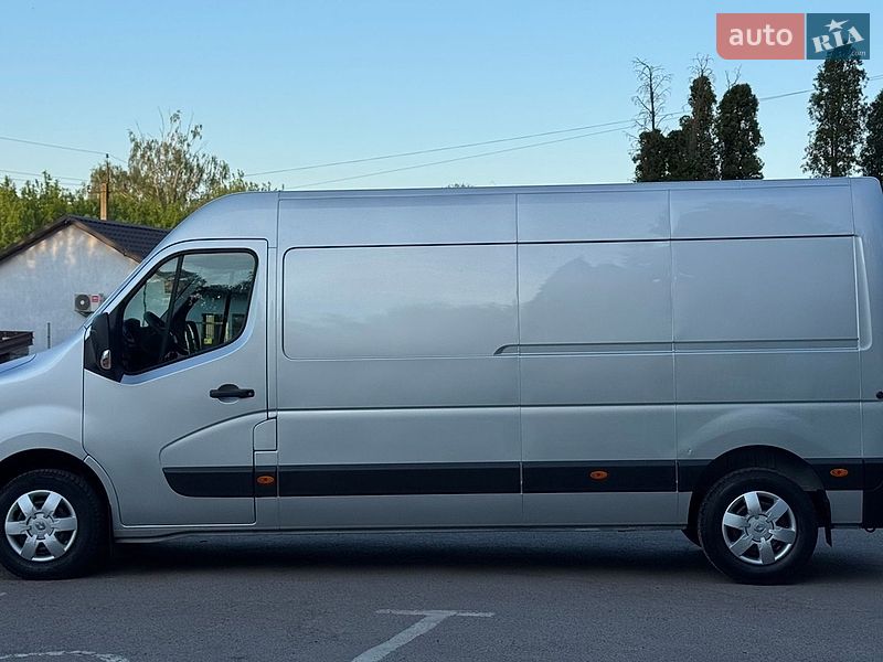 Вантажний фургон Renault Master 2021 в Дубні