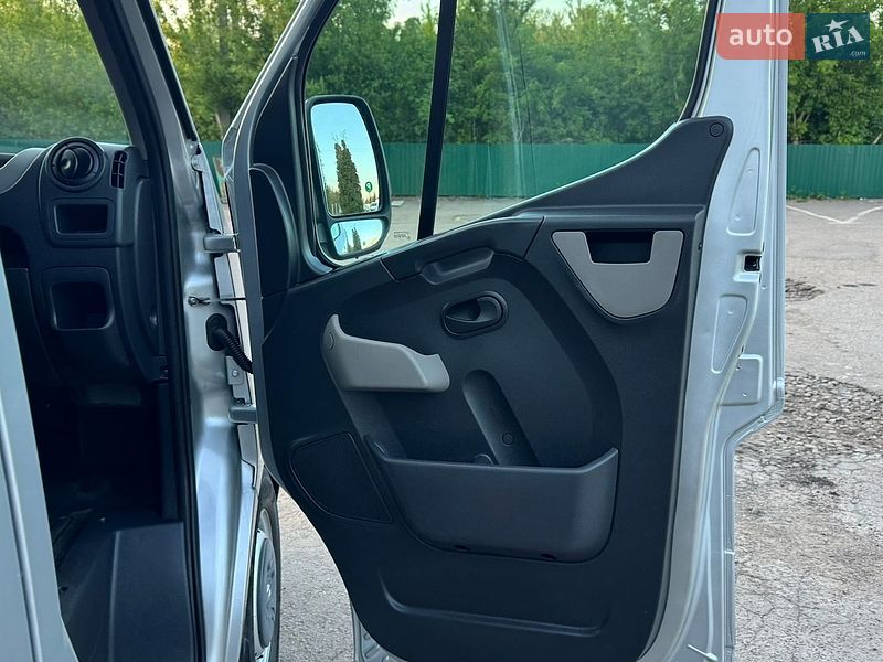 Грузовой фургон Renault Master 2018 в Дубно