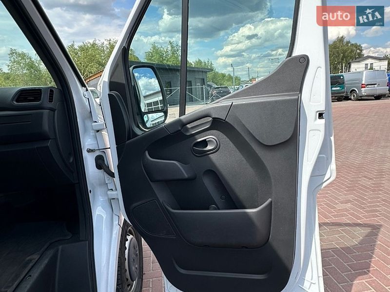 Грузовой фургон Renault Master 2021 в Ровно