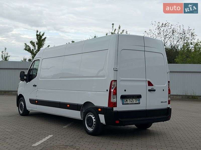 Грузовой фургон Renault Master 2023 в Дубно
