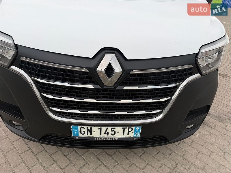 Грузовой фургон Renault Master 2023 в Дубно