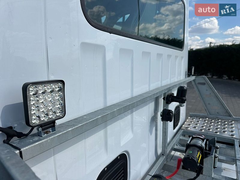 Автовоз Renault Master 2019 в Ужгороде