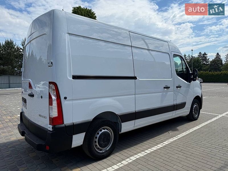 Грузовой фургон Renault Master 2022 в Луцке