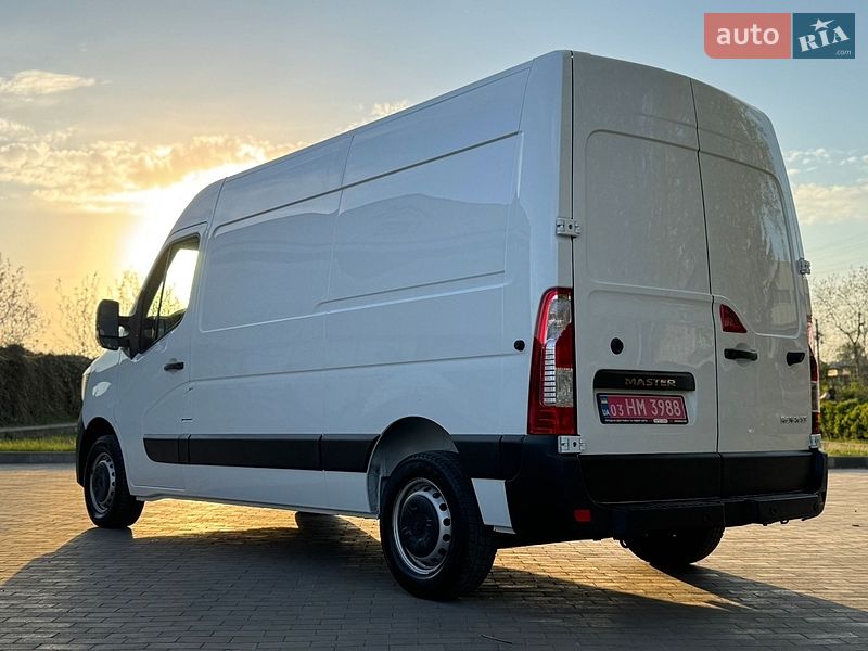Грузовой фургон Renault Master 2021 в Луцке