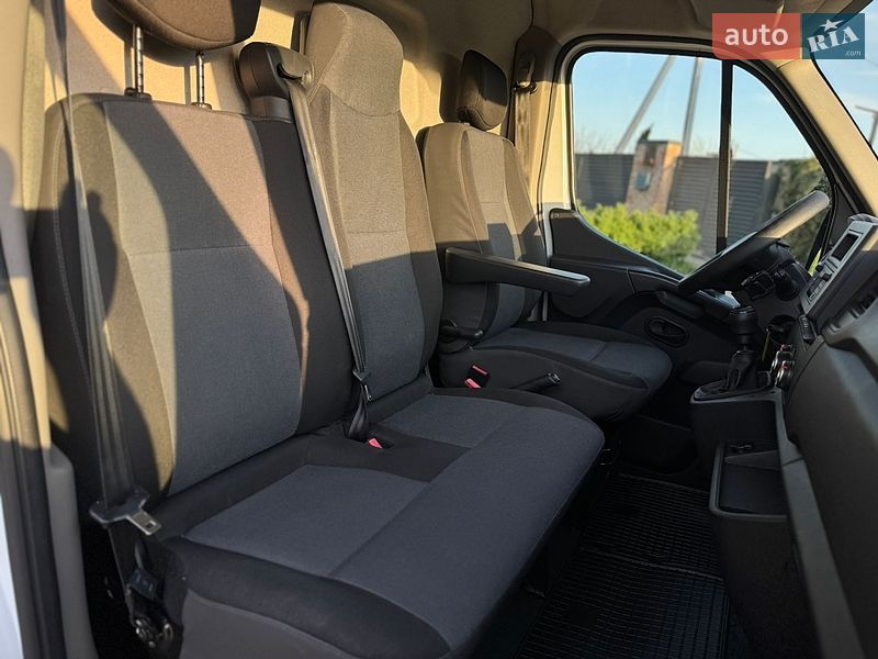 Грузовой фургон Renault Master 2021 в Луцке