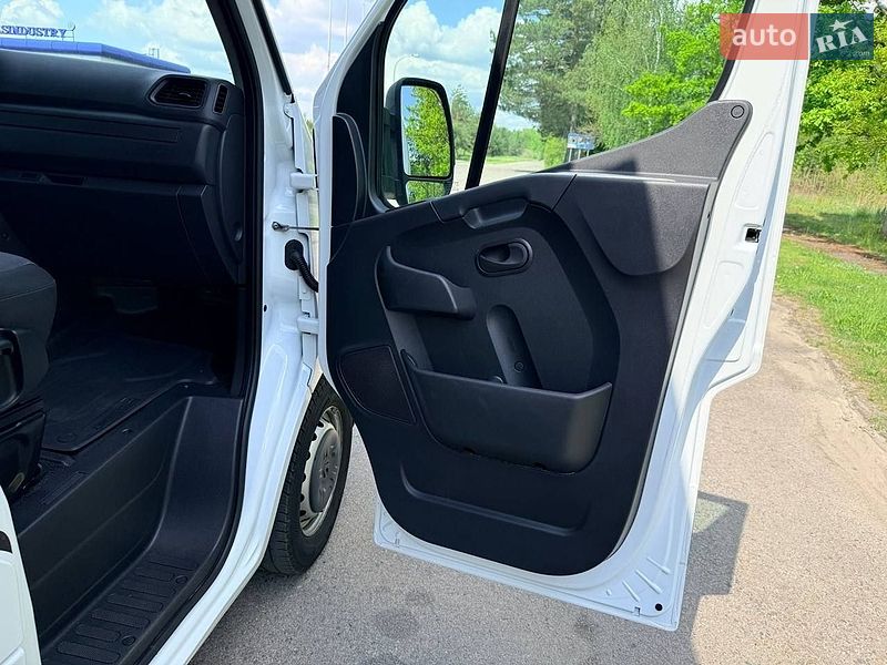 Тентованый Renault Master 2022 в Киеве фото 81 Тентованый Renault Master 2022 в Киеве
