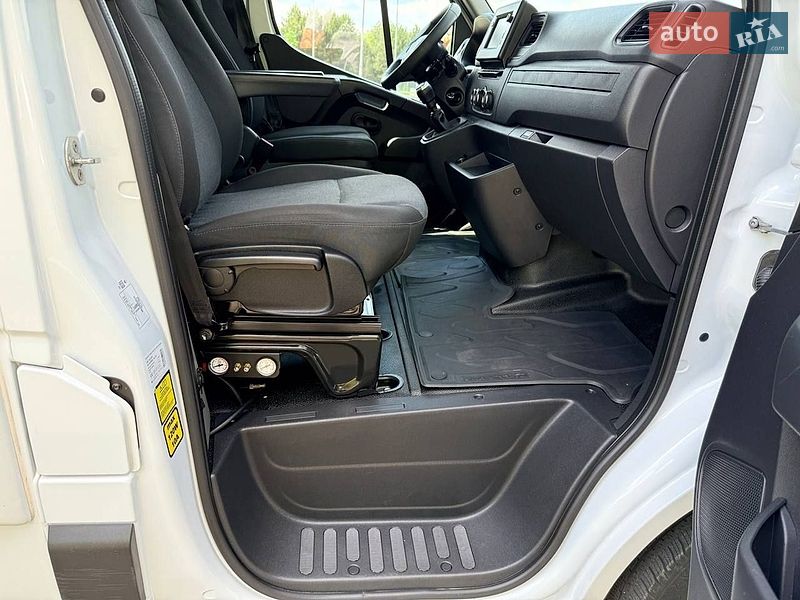 Тентованый Renault Master 2022 в Киеве фото 84 Тентованый Renault Master 2022 в Киеве