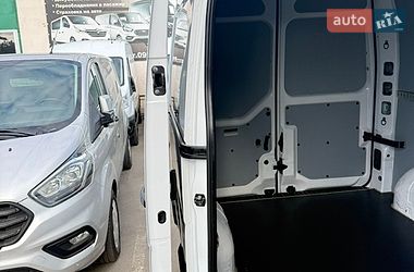 Грузовой фургон Renault Master 2021 в Луцке