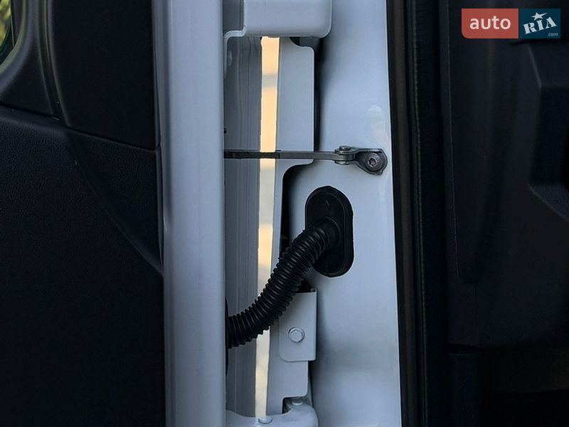 Вантажний фургон Renault Master 2022 в Дубні фото 26 Вантажний фургон Renault Master 2022 в Дубні
