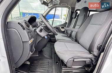 Грузопассажирский фургон Renault Master 2018 в Киеве фото 14 Грузопассажирский фургон Renault Master 2018 в Киеве