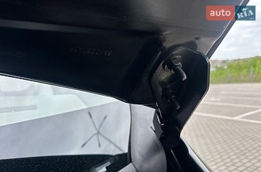 Вантажний фургон Renault Master 2017 в Рівному