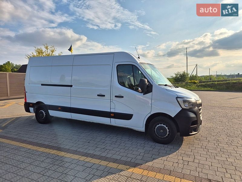 Грузовой фургон Renault Master 2020 в Стрые