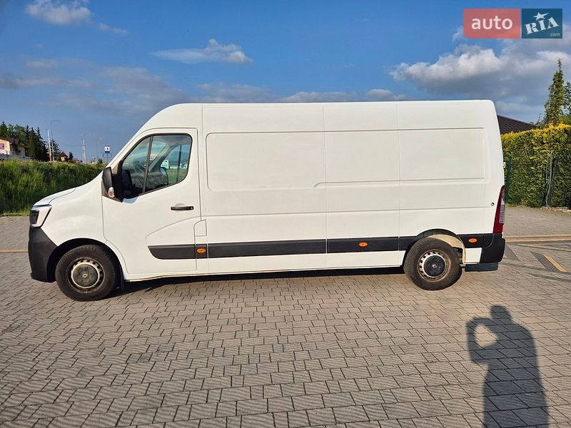 Грузовой фургон Renault Master 2020 в Стрые