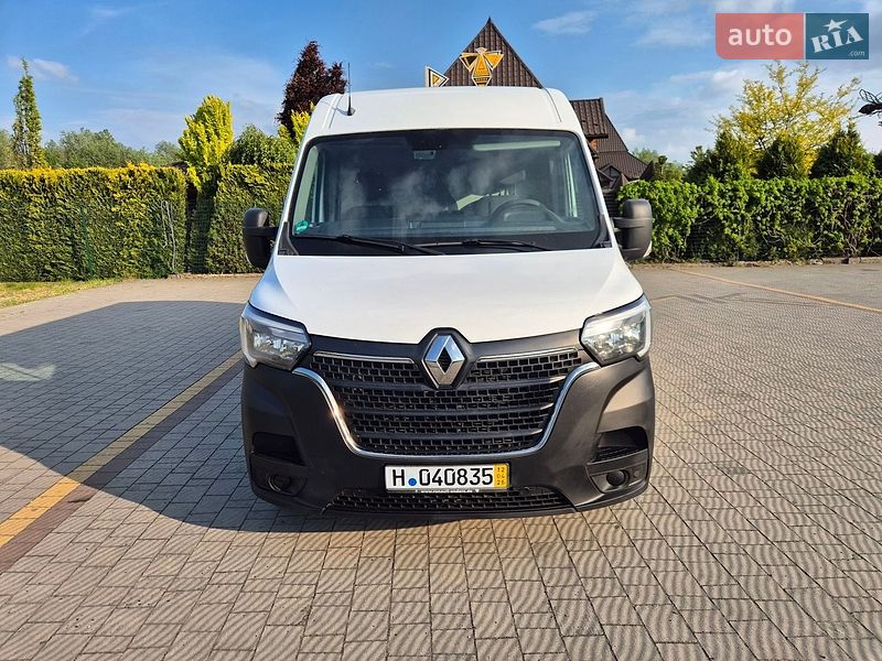 Грузовой фургон Renault Master 2020 в Стрые