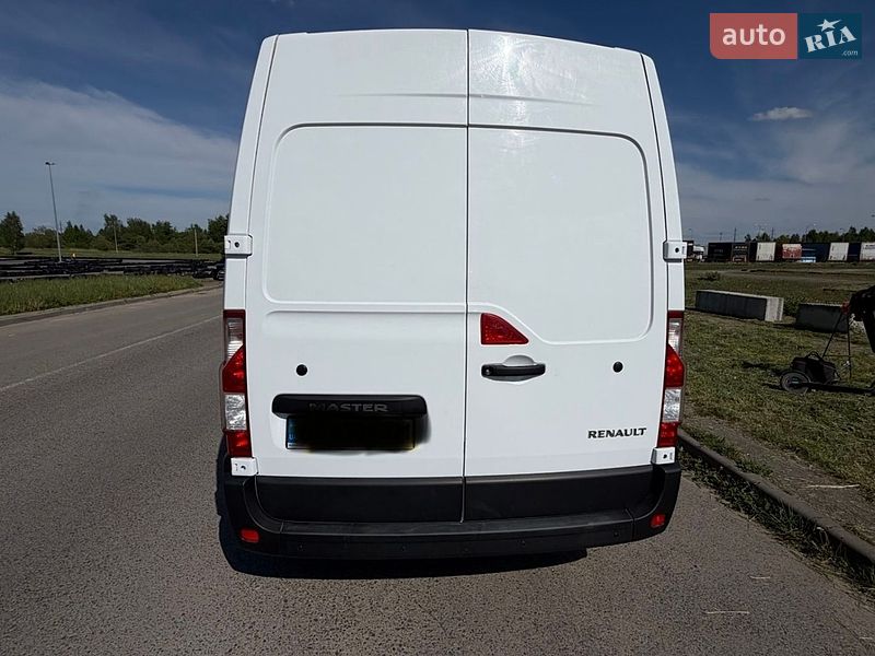 Грузовой фургон Renault Master 2024 в Львове