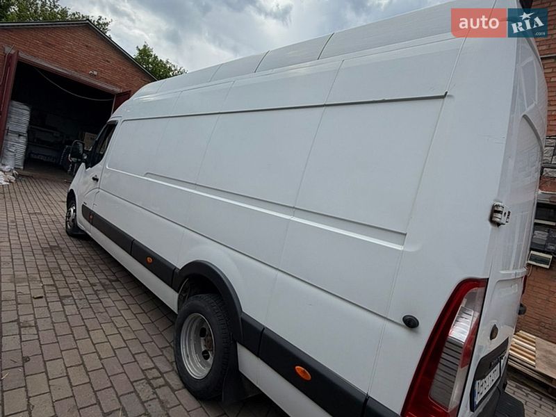 Грузовой фургон Renault Master 2012 в Виннице