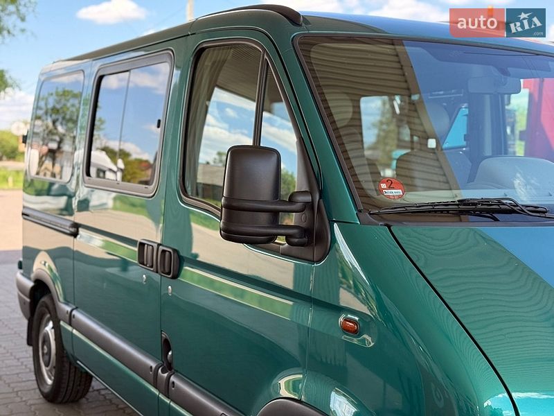 Минивэн Renault Master 2001 в Мостиске