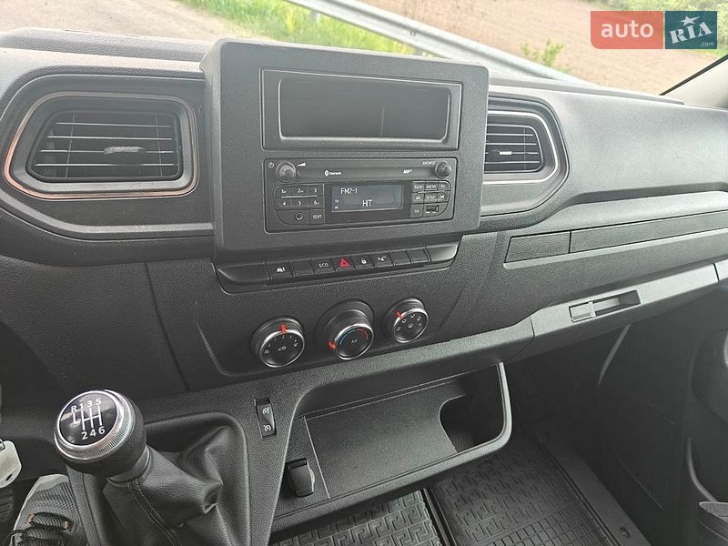 Вантажний фургон Renault Master 2021 в Полтаві