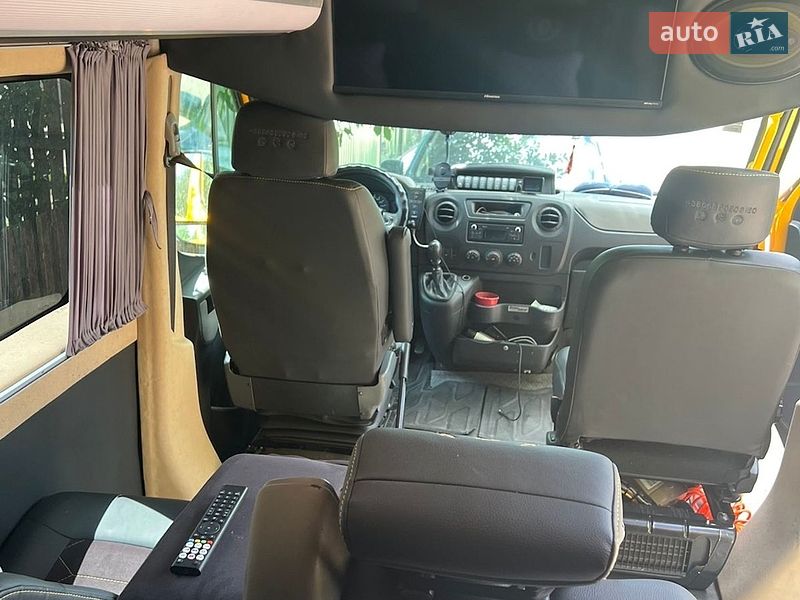 Мінівен Renault Master 2016 в Житомирі