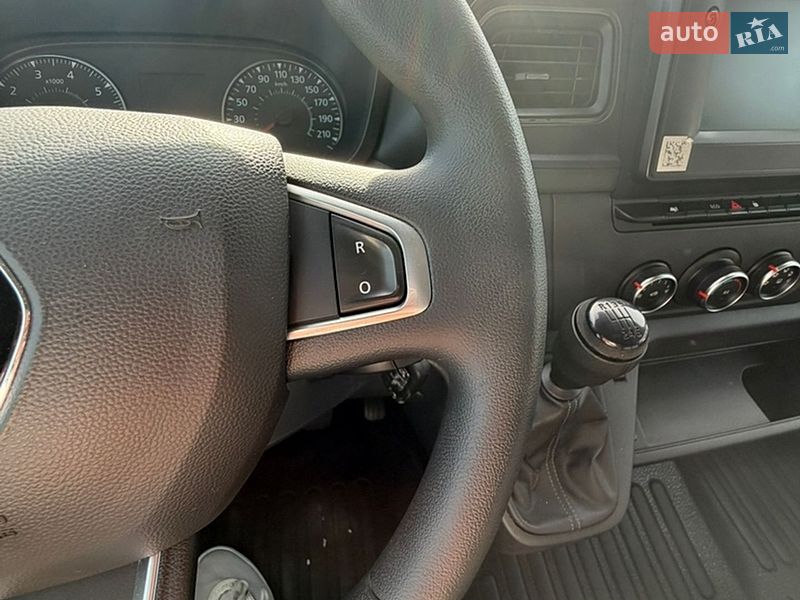 Грузовой фургон Renault Master 2022 в Луцке