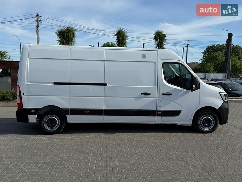 Грузовой фургон Renault Master 2022 в Луцке