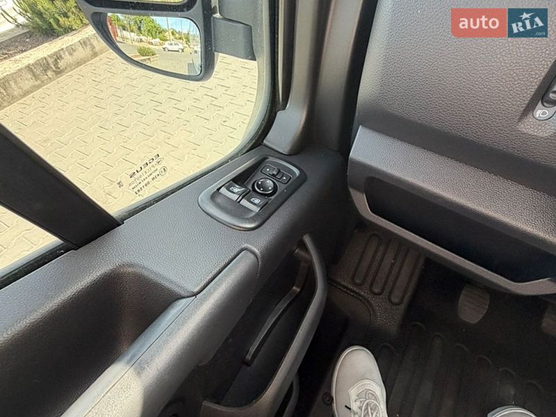 Грузовой фургон Renault Master 2022 в Луцке