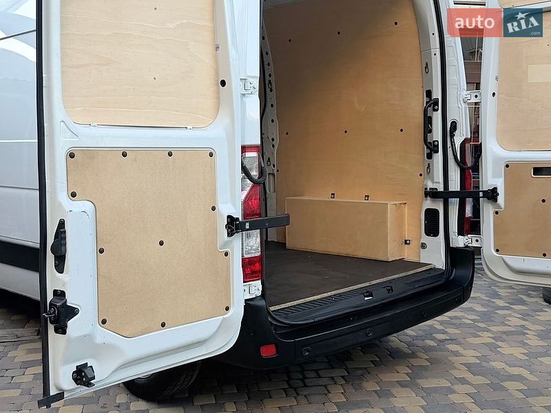 Вантажний фургон Renault Master 2022 в Києві