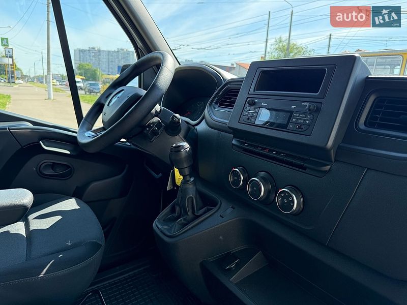 Вантажний фургон Renault Master 2021 в Одесі