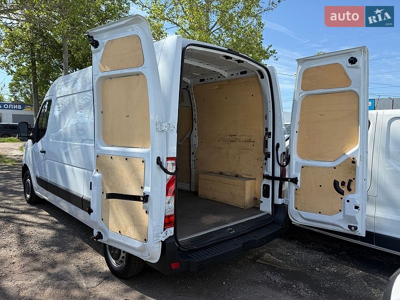 Вантажний фургон Renault Master 2021 в Одесі
