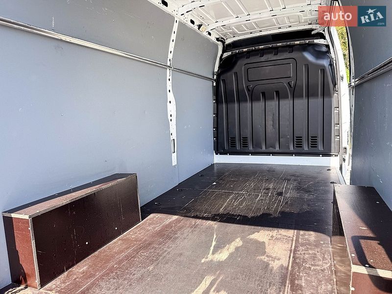 Грузовой фургон Renault Master 2021 в Ровно