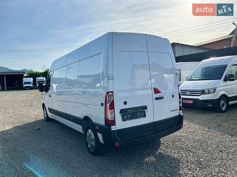 Вантажний фургон Renault Master 2018 в Хусті