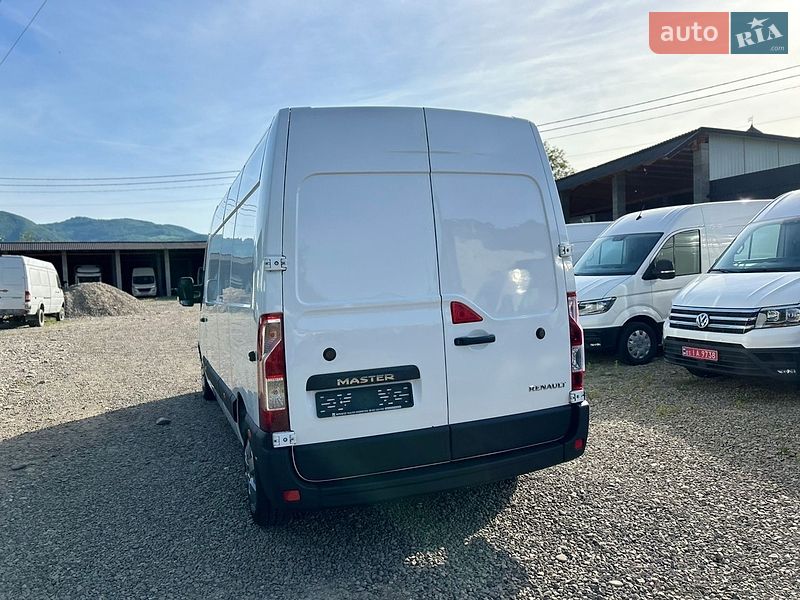 Вантажний фургон Renault Master 2018 в Хусті