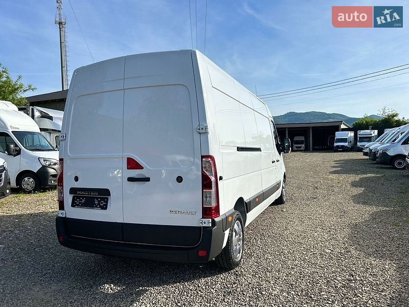 Вантажний фургон Renault Master 2018 в Хусті