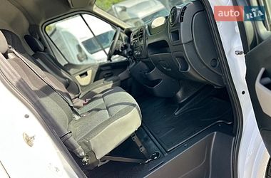 Вантажний фургон Renault Master 2018 в Хусті