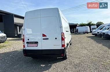 Вантажний фургон Renault Master 2022 в Хусті