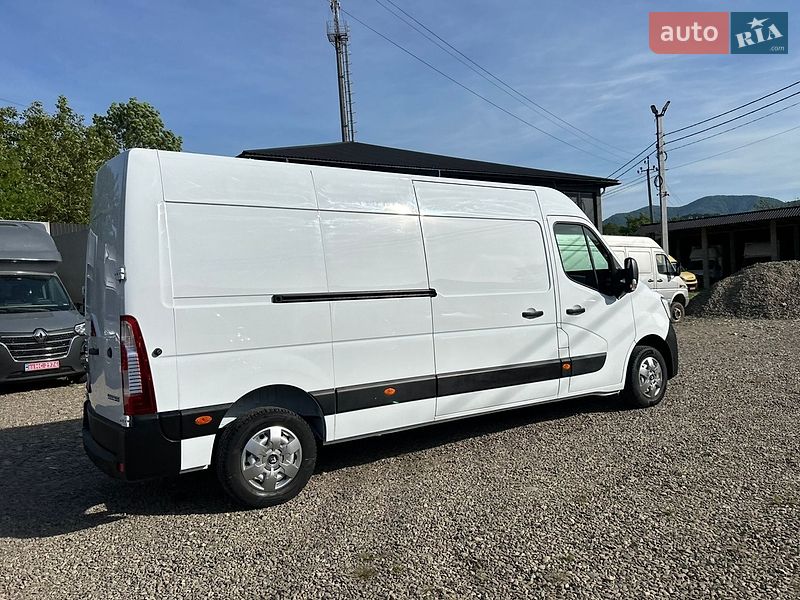 Вантажний фургон Renault Master 2022 в Хусті