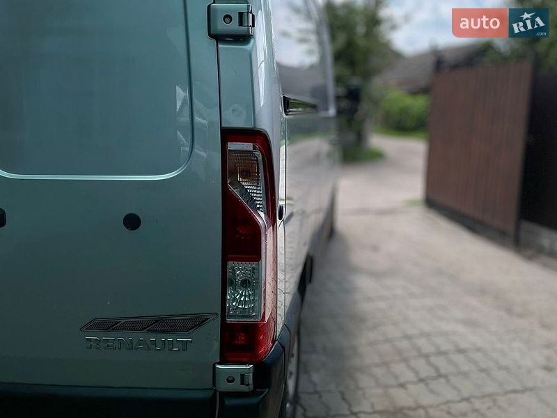 Грузовой фургон Renault Master 2016 в Золотоноше